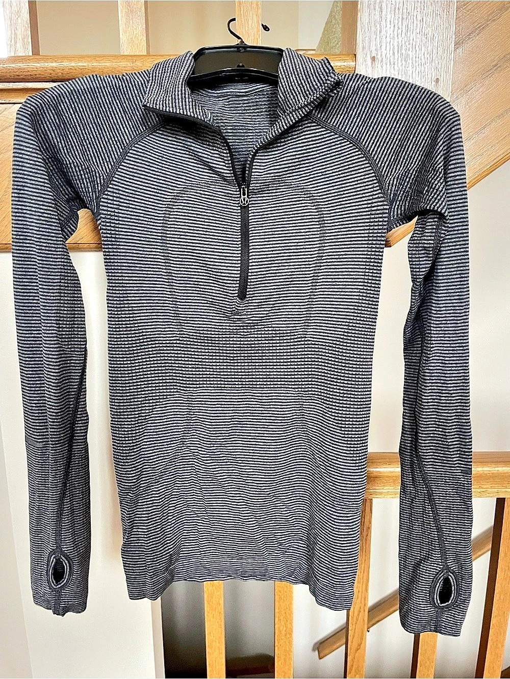 Lululemon Swiftly Tech Long Sleeve 2.0 *1/2 Zip Striped Top